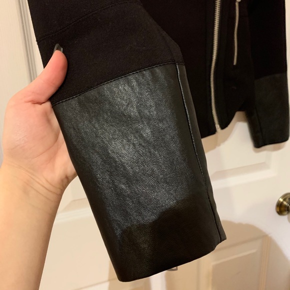 Armani exchange jacket - Picture 3 of 6